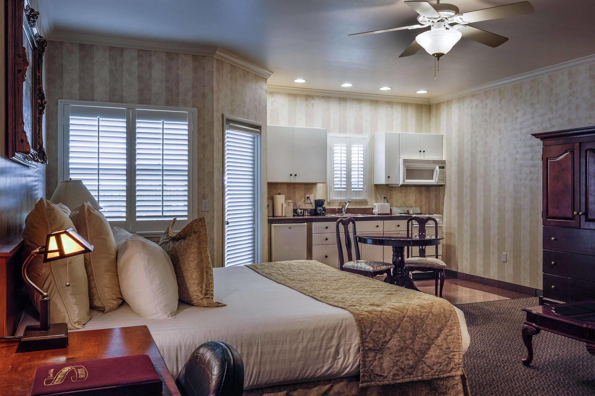 Grass Valley Courtyard Suites Dış mekan fotoğraf