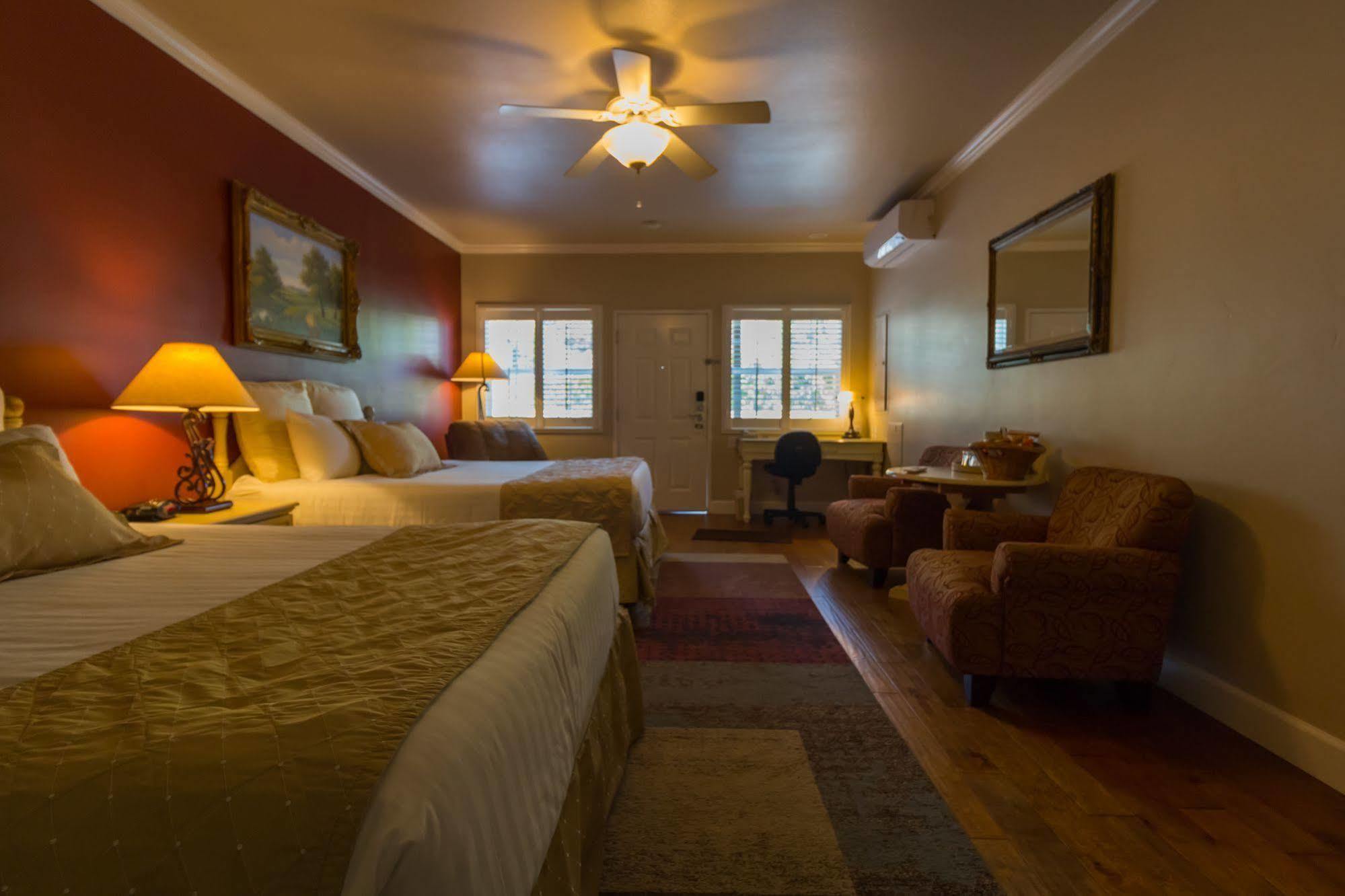 Grass Valley Courtyard Suites Dış mekan fotoğraf